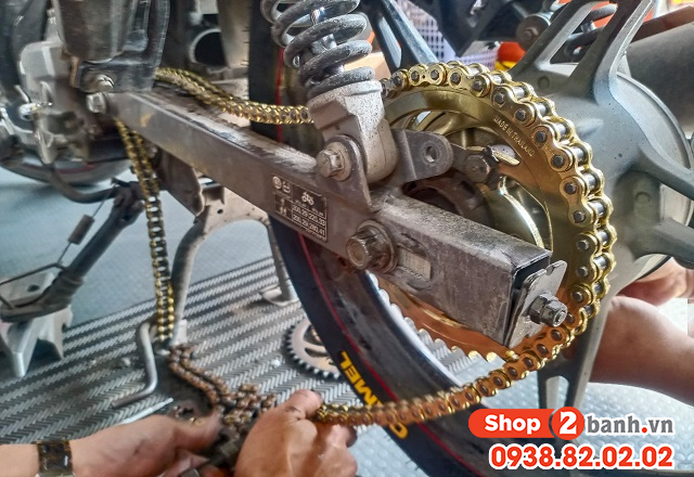 Cách tăng xích xe máy supra gtr 150 đúng chuẩn tại nhà - 2