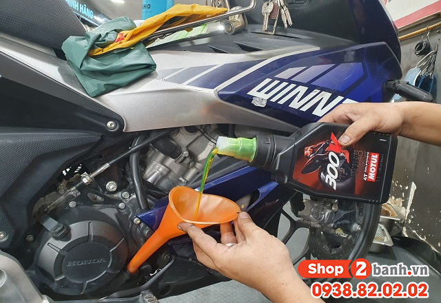 Phân loại dầu nhớt động cơ xe máy và cách sử dụng phù hợp nhất - 3