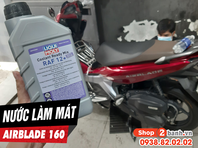 Vệ sinh két nước và thay nước làm mát xe ab 160 - 2