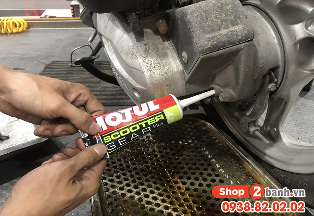 Dầu nhớt motul cho xe tay ga nên chọn loại nào tốt nhất - 5