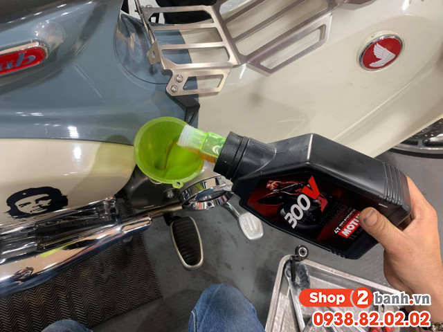 Thay nhớt motul 300v 10w40 cho xe super cub c125 chạy có êm máy không - 3