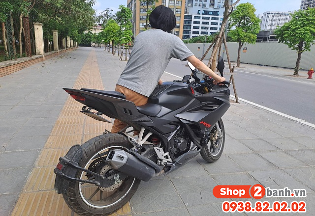 Năm 2025 đi xe máy gắn biển số không đúng quy định bị phạt bao nhiêu tiền - 2