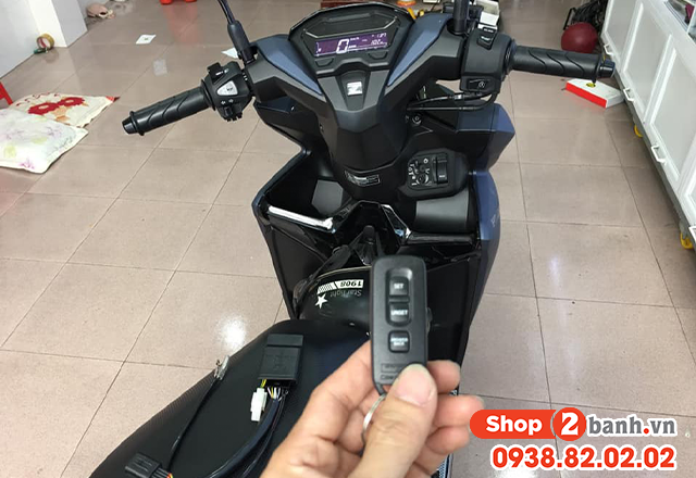 Thay pin chìa khóa smartkey vario 160-150 bao nhiêu tiền - 3