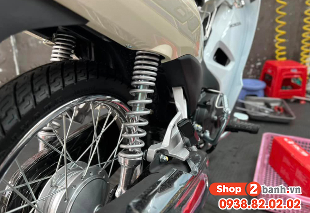 Dấu hiệu cho thấy cần phải thay phuộc sau xe máy ngay - 3