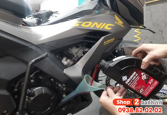 Xe sonic 150 mới mua chạy bao nhiêu km thì nên thay nhớt - 3
