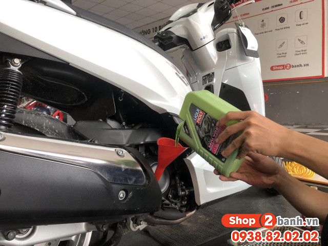 Xe sh350i mới mua chạy bao nhiêu km thì nên thay nhớt - 2