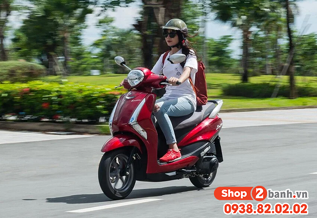 Những thói quen gây hại của chị em khi sử dụng xe tay ga - 2