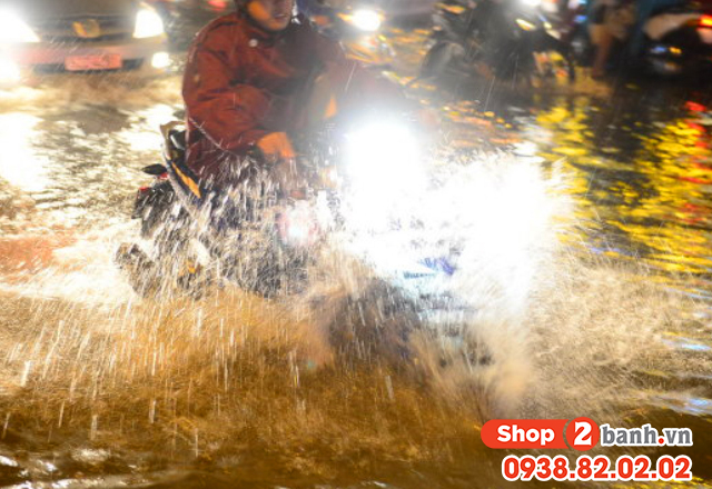 Cần kiểm tra những gì sau khi xe nvx bị ngập nước - 2