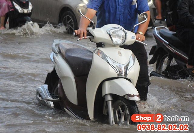 Cần kiểm tra những gì sau khi xe sh mode bị ngập nước - 2