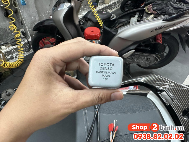 Gắn cục kêu ting tong xi nhan cho xe lead 4val bao nhiêu tiền - 2