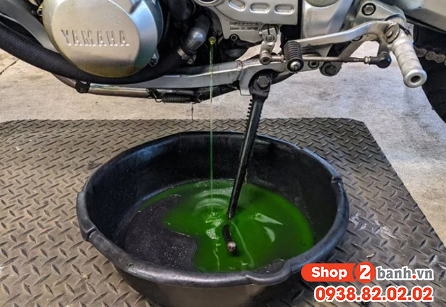 Cách vệ sinh két nước và thay nước làm mát xe xs155r - 3