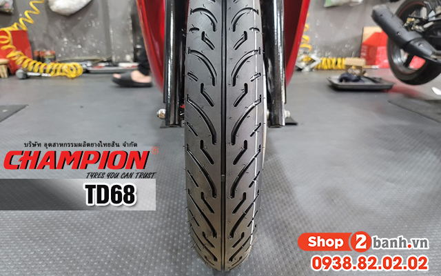 Xe sh 125i-160i thay vỏ champion td68 có bám đường tốt không - 4
