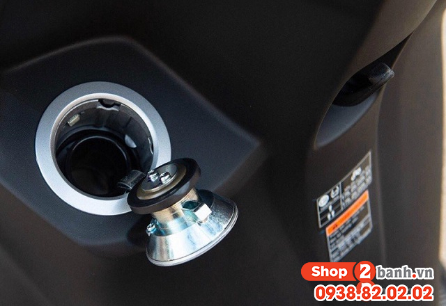 Xe tay ga freego còn 1 vạch xăng đi được bao nhiêu km - 3