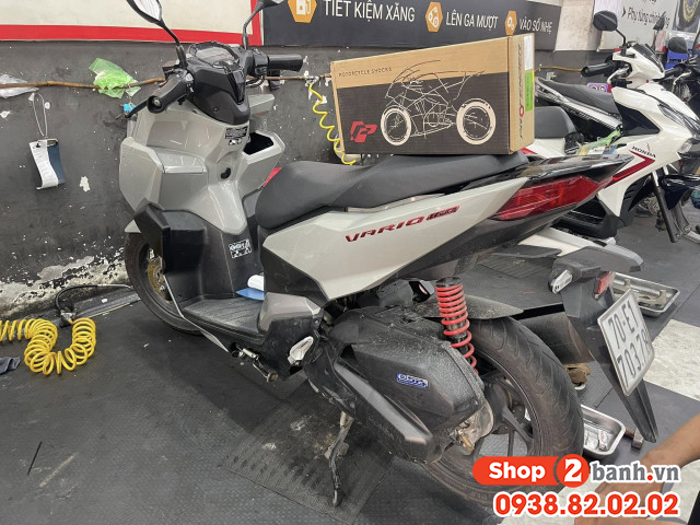 Phuộc sau xe vario 160 cứng giảm xóc kém phải làm sao - 2