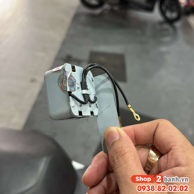 Cục kêu báo xi nhan ting tong toyota denso - 3
