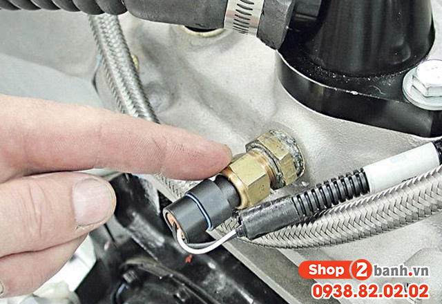 Cảm biến nhiệt độ nước làm mát là gì nằm ở đâu trên xe máy - 3