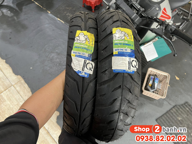 Mt-15 thay vỏ michelin pilot street 2 bám đường có tốt không  - 3