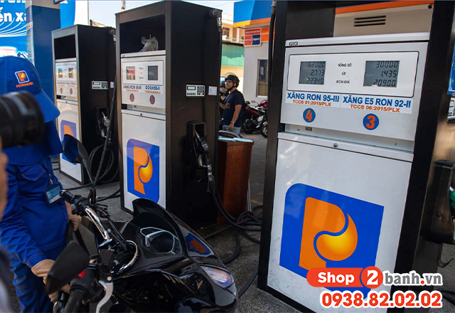 Xe máy đổ lẫn xăng 95 và xăng 92 có bị làm sao không - 3