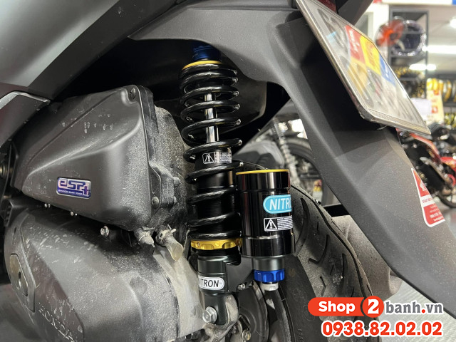 Phuộc sau xe lead 125 4val cứng giảm xóc kém phải làm sao - 4