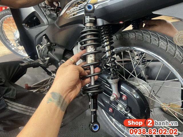 Phuộc sau xe wave cứng giảm xóc kém phải làm sao - 3