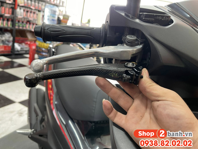 Tay thắng carbon cho honda air blade abs 2020 pcx - 2