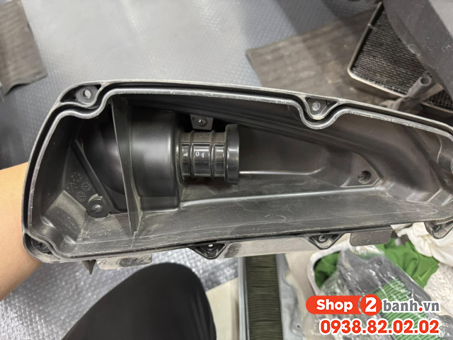 Lọc gió xe adv 350 nằm ở đâu bao lâu thì nên thay mới - 3