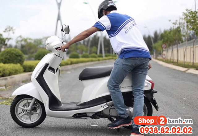 Công tác chân chống nghiêng xe tay ga có chức năng gì - 3