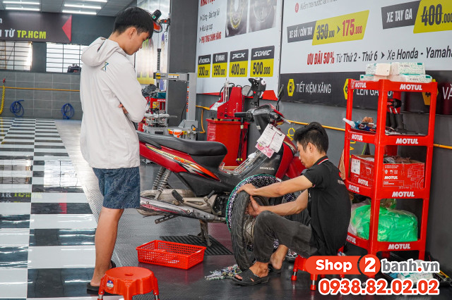 Địa chỉ thay dầu nhớt ở phường hạnh thông uy tín chính hãng - 2