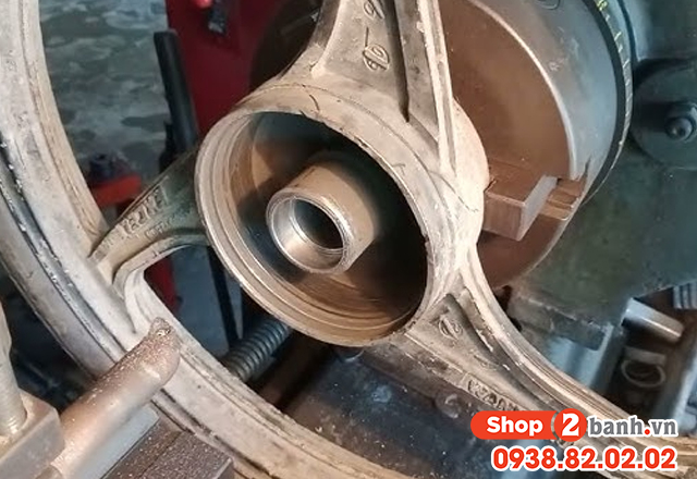Đóng tăng bua đùm xe máy là gì giá bao nhiêu - 3