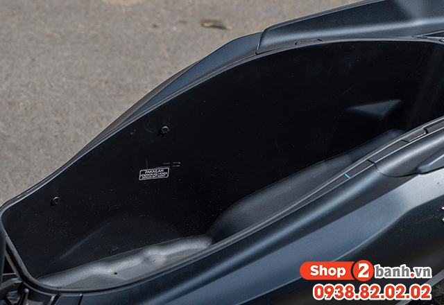 Cách mở cốp xe pcx smartkey khi hết bình điện - 4