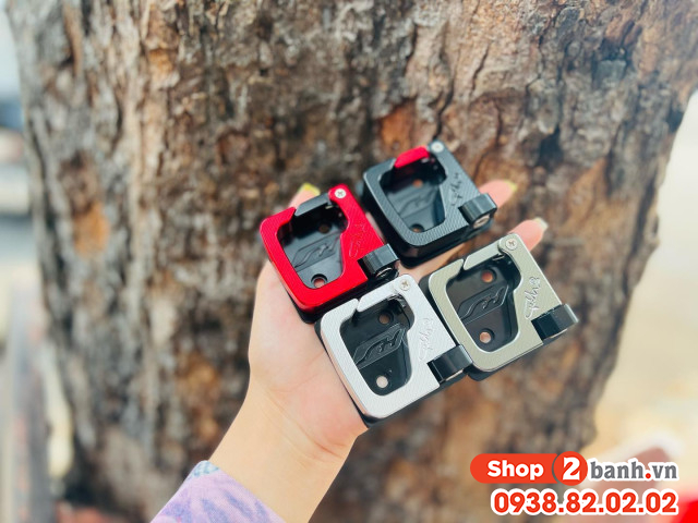 Móc treo đồ cho xe điện quantum s bền đẹp mới nhất 2025 - 3