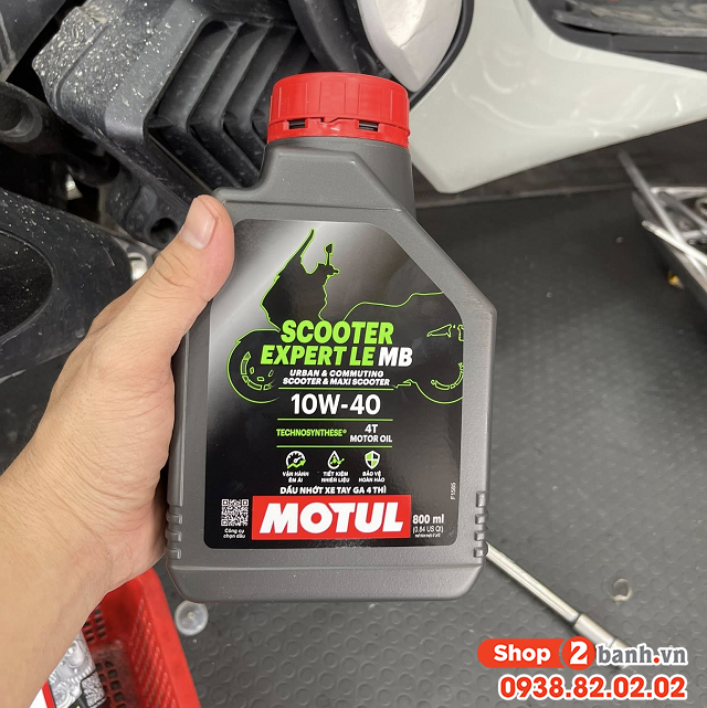 Nhớt motul scooter expert le 10w40 08l - 1