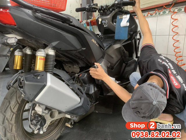 Xe adv350 đi bao lâu thì thay nhớt định kỳ - 2