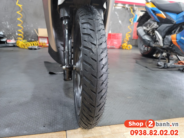 Vỏ michelin pilot street 2 size 8090-16 - 1