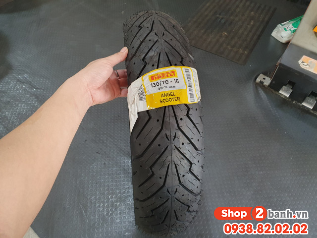 Vỏ pirelli 13070-16 angel scooter - 1