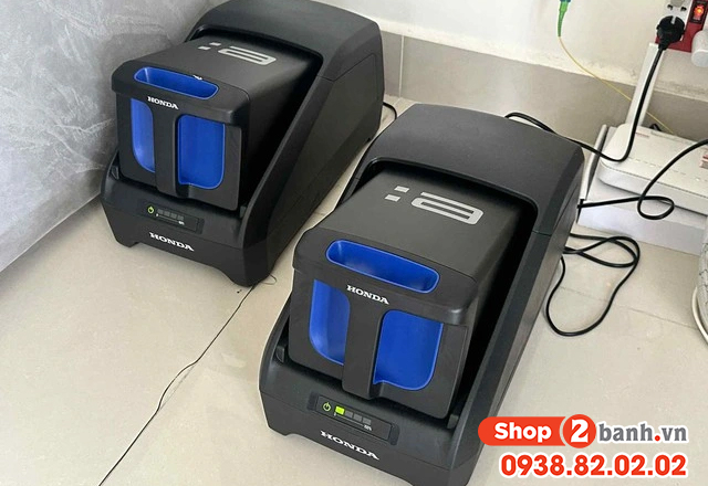 Sạc pin tháo rời cho xe máy điện cần lưu ý gì - 2