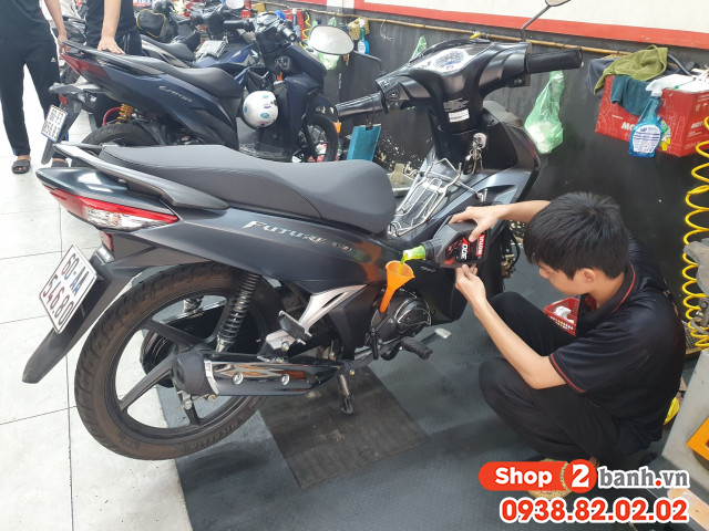 Xe future 125 fi đi bao lâu thì thay nhớt định kỳ - 2