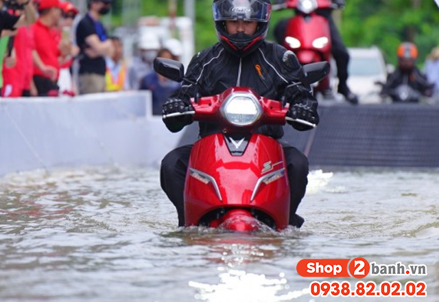 Những dấu hiệu cho thấy xe máy điện bị hư hại sau khi lội nước - 4