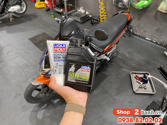 Xe tay ga lambretta x300 chạy roda thì thay nhớt như thế nào - 6