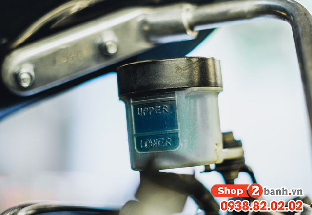 Xe máy bị ngập nước có cần phải thay dầu thắng đĩa không - 3