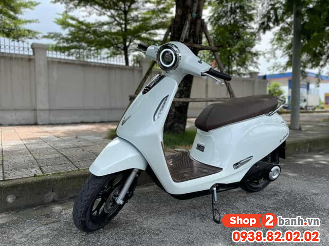 Xe máy điện hết điện giữa đường phải làm sao - 2