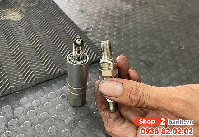 Bugi xe wave 125i nằm ở đâu nên thay bugi wave i loại nào tốt - 3