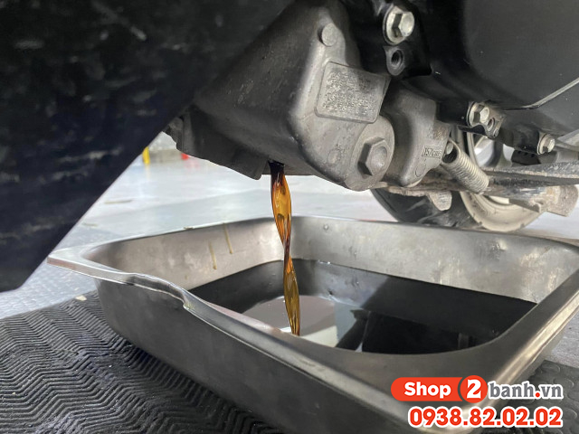 Nhớt xe vario 125 2026 có mấy loại thời gian thay nhớt như thế nào - 7