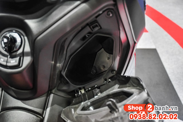 Cách mở bình xăng mở cốp xe yamaha xmax 300 - 3