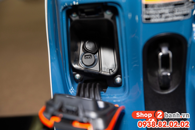 Cách mở bình xăng mở cốp xe yamaha fazzio - 3