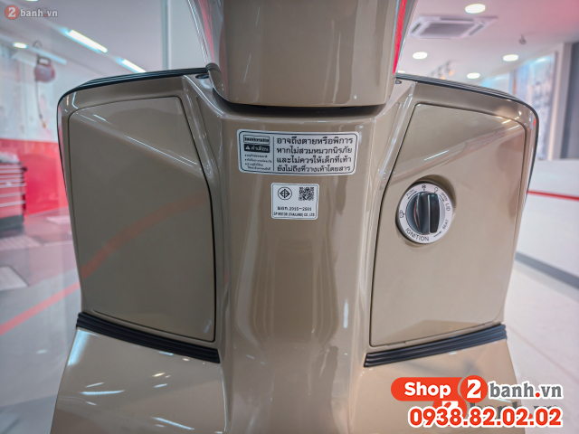 Cách mở bình xăng mở cốp xe lambretta x300 - 2