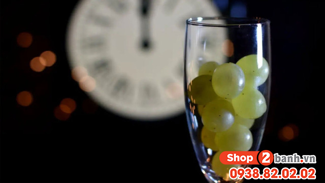 12 trái nho ước nguyện cuối năm là gì - 2