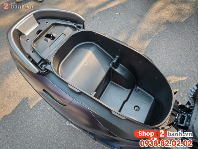 Cách mở cốp xe honda uc3 khi hết bình điện - 2