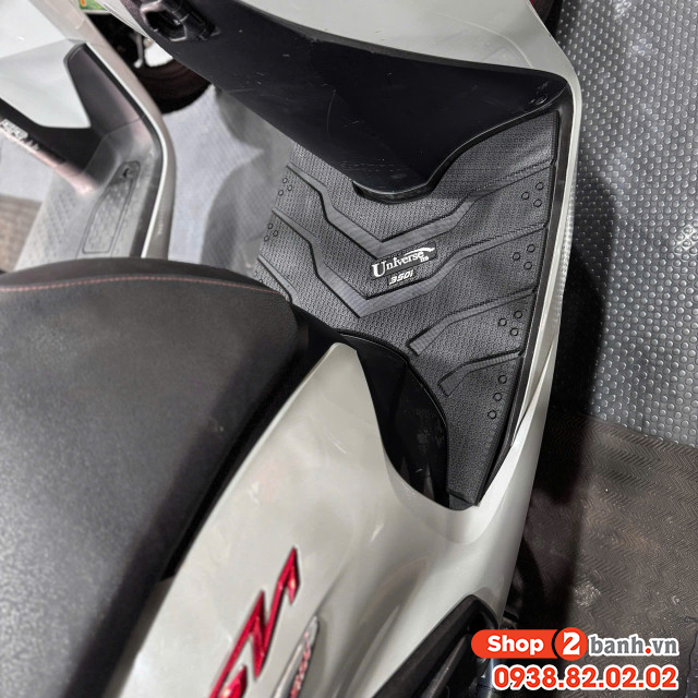 Thảm lót chân cao su cho honda sh350i - 1