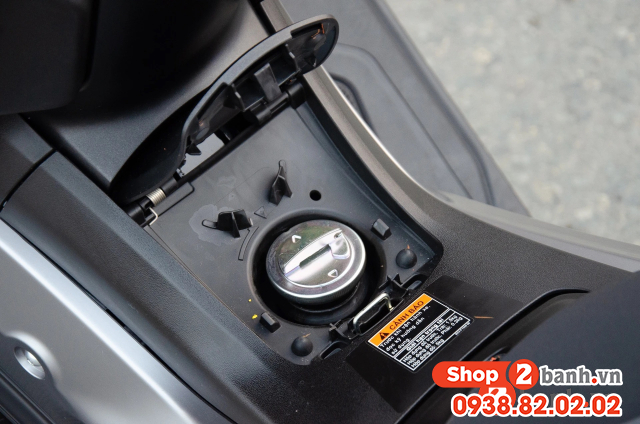Nmax 155 nên đổ xăng a95 hay e10 bình xăng xe nmax 155 bao nhiêu lít - 3